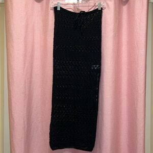 Adorable black summer cover up skirt!